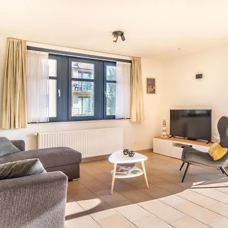 Coxygolf 103 With Central Location Near The Center And Beach * Koksijde